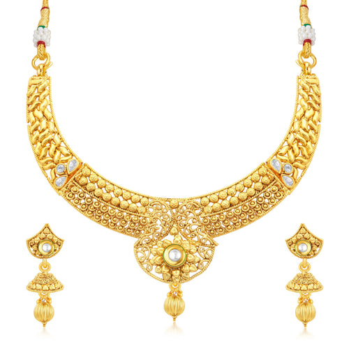 Sukkhi Cluster Gold Plated Collar Necklace Set For Women