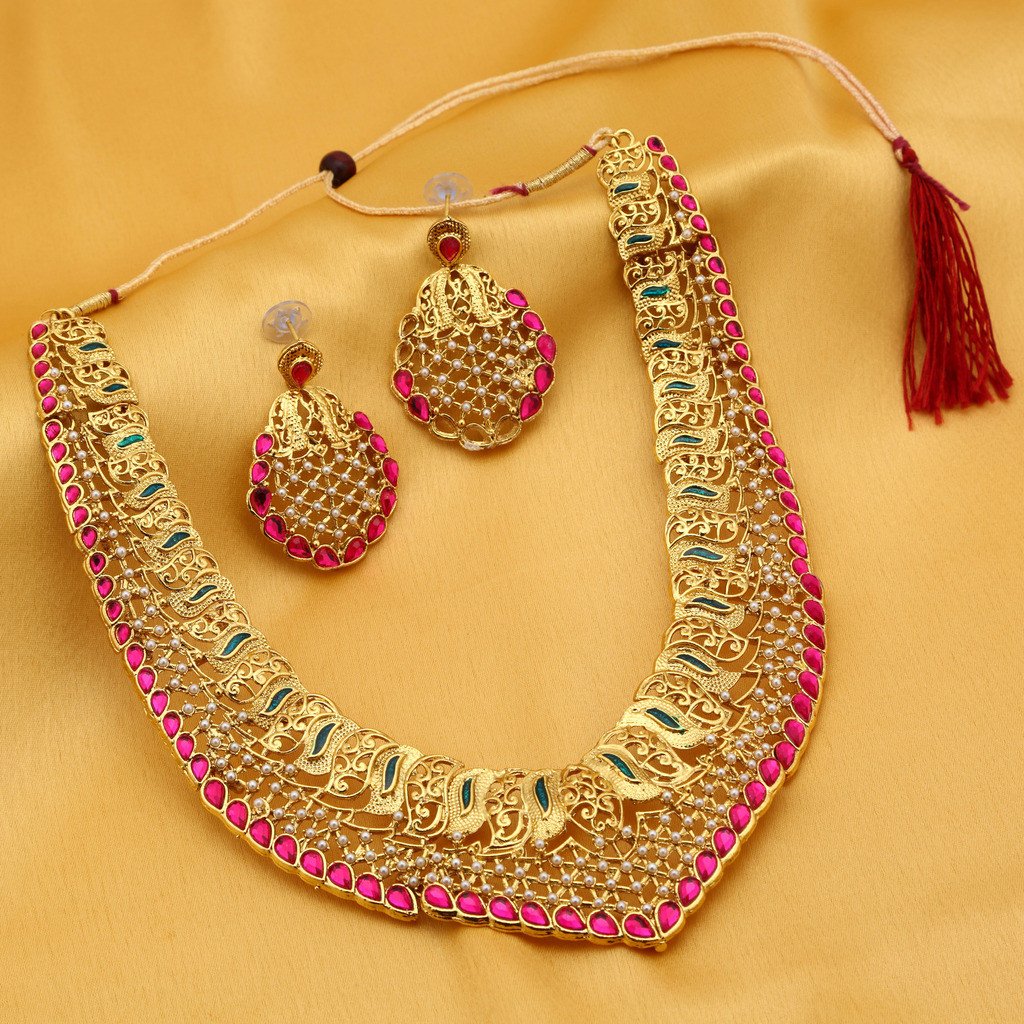 Sukkhi Incredible Gold Plated Collar Necklace Set For Women