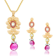 Sukkhi Kundan Gold plated Magnificent Pendant Set